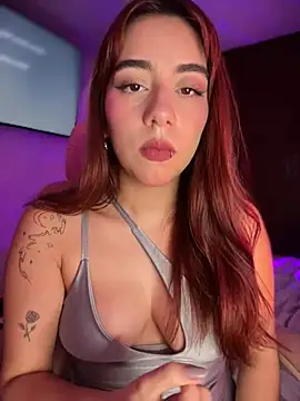 veronicaapink online show from March 21, 3:44 am