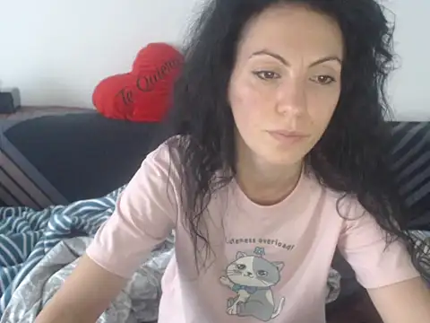 Emmatoo online show from May 29, 4:05 pm