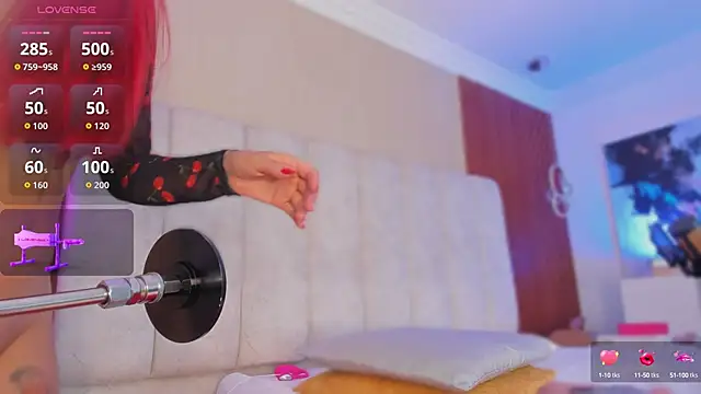 Snapshot of HannaRed_ chatting on September 29, 7:41 pm HannaRed  online show from September 29, 7:41 pm