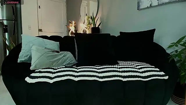 Damon-benet online show from October 23, 12:38 am