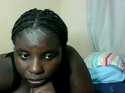 hotebbbyy online show from November 28, 6:00 pm