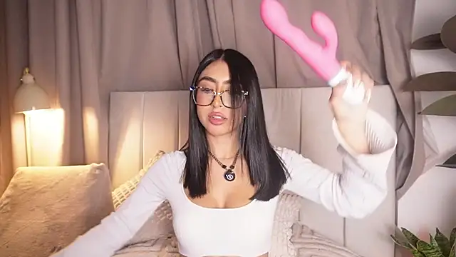 Sara albrecht online show from March 10, 3:43 am