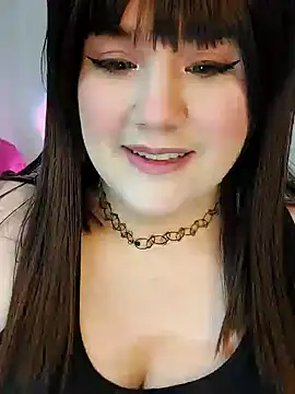 ItsNaiixa online show from November 15, 10:11 pm