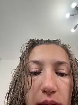 KateRedgar online show from December 3, 2:30 pm