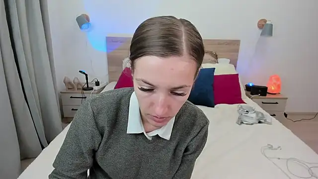 Snapshot of KateRedgar chatting on October 7, 5:06 pm KateRedgar online show from October 7, 5:06 pm