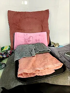 Big breastss online show from February 23, 8:36 am