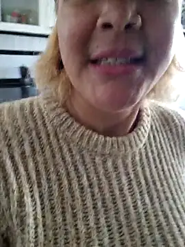 lamorbosa37 online show from March 9, 5:49 pm