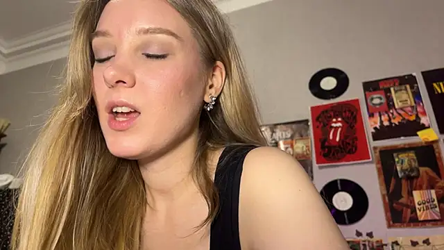 AliciaParkerf online show from September 11, 10:21 pm