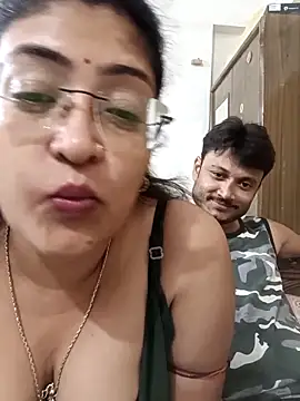 Snapshot of LAVERNIYA_ chatting on September 26, 8:50 pm LAVERNIYA online show from September 26, 8:50 pm