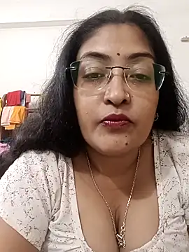 Snapshot of LAVERNIYA_ chatting on September 23, 10:24 am LAVERNIYA online show from September 23, 10:24 am