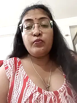 Snapshot of LAVERNIYA_ chatting on October 25, 11:51 am LAVERNIYA online show from October 25, 11:51 am