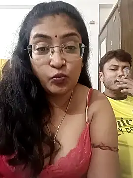 Snapshot of LAVERNIYA_ chatting on October 8, 7:51 pm LAVERNIYA online show from October 8, 7:51 pm