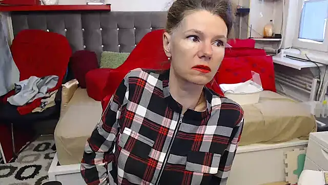 Snapshot of kellyterapy chatting on October 6, 7:47 am kellyterapy online show from October 6, 7:47 am