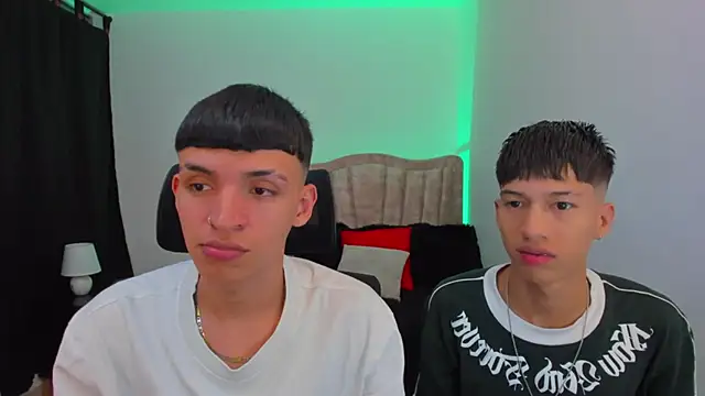 Juan Nd Steven online show from October 3, 4:06 am