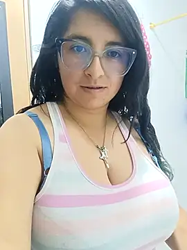  Angelinaandrade  online show from October 22, 1:43 am