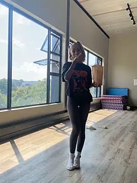 Dime-   online show from November 13, 12:04 pm