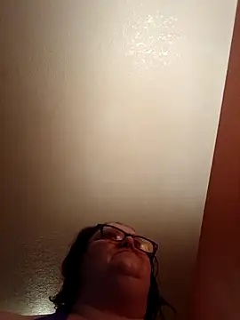 mcv131985 online show from October 15, 3:09 am