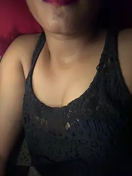 Hot Goldengirl online show from June 17, 8:21 pm