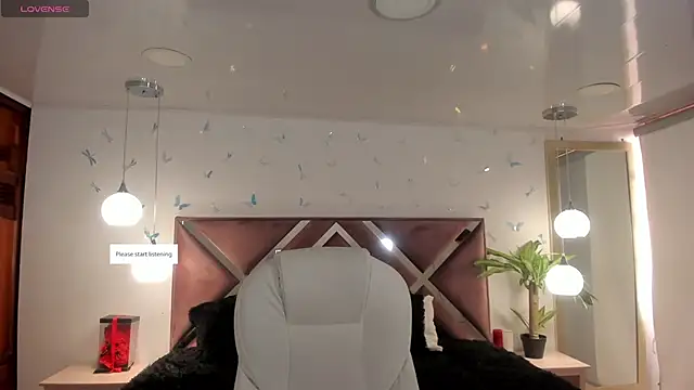 Snapshot of _Antonnela_ chatting on October 20, 2:09 pm  Antonnela  online show from October 20, 2:09 pm