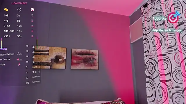 Snapshot of Ana_333 chatting on October 15, 5:26 pm Ana 333 online show from October 15, 5:26 pm