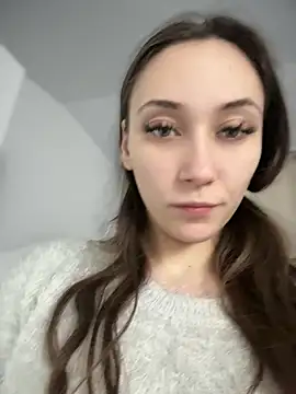 AliceMunro online show from April 10, 8:15 pm