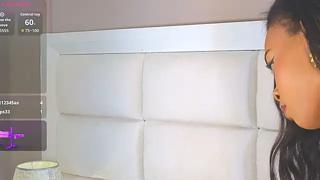 adaraSmiith online show from March 5, 12:56 pm