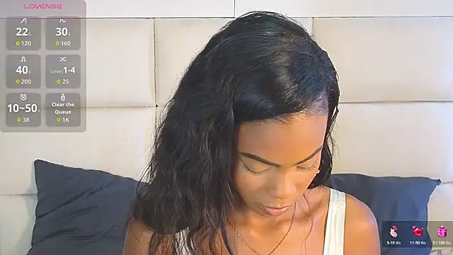 adaraSmiith online show from March 9, 1:03 pm