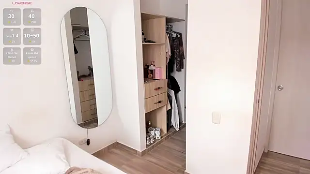 rose scottt online show from March 7, 5:31 pm