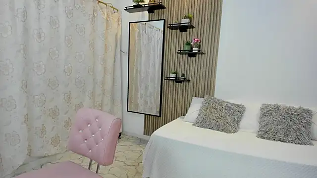 MeganAnderson777 online show from September 25, 12:37 pm