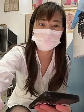 andii-1 online show from March 25, 2:06 am