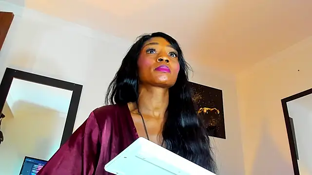 KimberlyBanks2 online show from January 13, 10:52 am