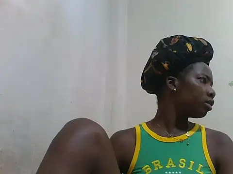 Snapshot of Melodious-Lizz chatting on October 26, 2:01 pm Melodious-Lizz online show from October 26, 2:01 pm