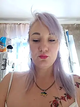 Snapshot of Tina_Alev chatting on September 29, 7:24 am Tina Alev online show from September 29, 7:24 am