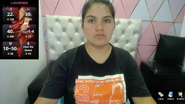 Snapshot of Marinasexxx chatting on October 17, 8:34 pm Marinasexxx online show from October 17, 8:34 pm