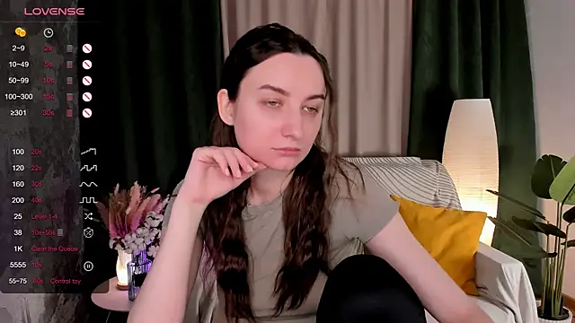 annacooleman online show from April 2, 2:09 am