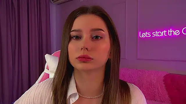 Snapshot of DianaVert chatting on October 1, 6:40 am DianaVert online show from October 1, 6:40 am