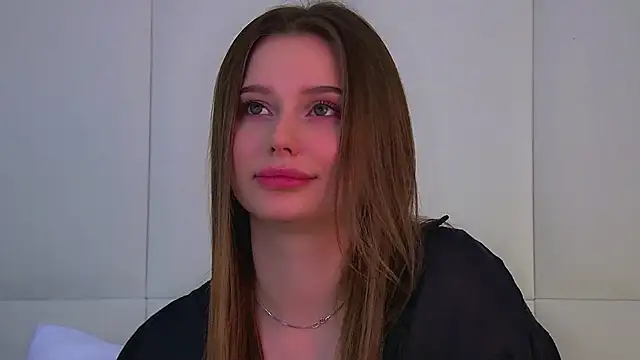 Snapshot of DianaVert chatting on October 12, 8:22 pm DianaVert online show from October 12, 8:22 pm