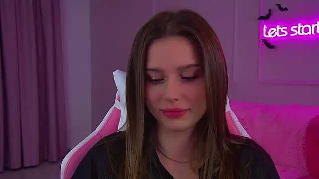 Snapshot of DianaVert chatting on October 24, 6:48 pm DianaVert online show from October 24, 6:48 pm