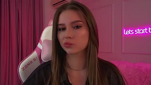 DianaVert online show from February 8, 6:11 pm