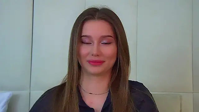 Snapshot of DianaVert chatting on October 3, 6:35 pm DianaVert online show from October 3, 6:35 pm