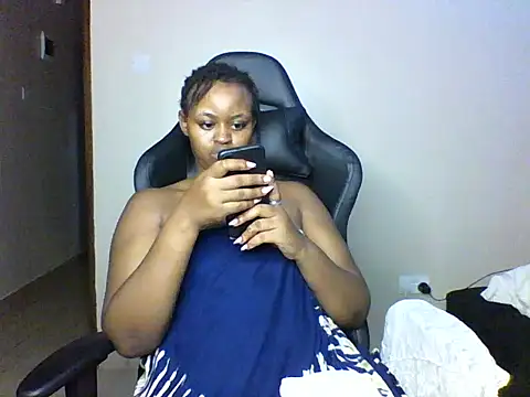 Snapshot of Candii_wet_ chatting on October 9, 10:36 pm Candii wet online show from October 9, 10:36 pm