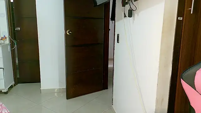 Abby tits online show from September 18, 7:34 pm