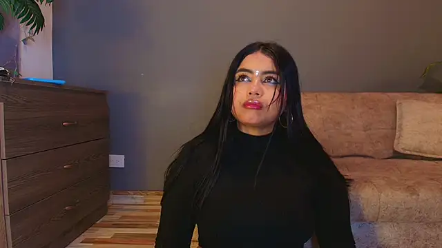 jade brunnette online show from May 28, 8:29 pm