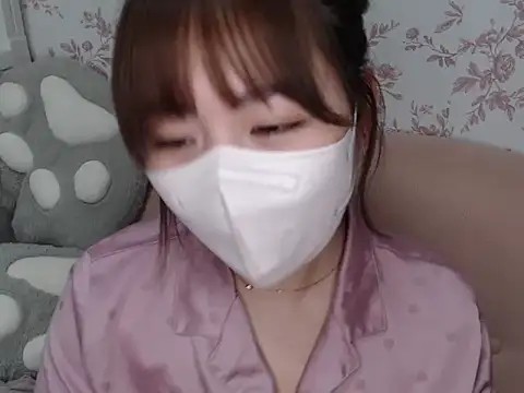 mei hosina online show from February 7, 4:11 pm