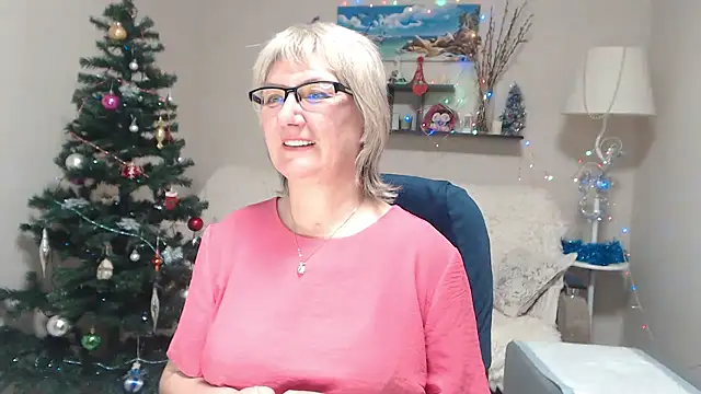 FleurMays online show from January 11, 1:05 pm