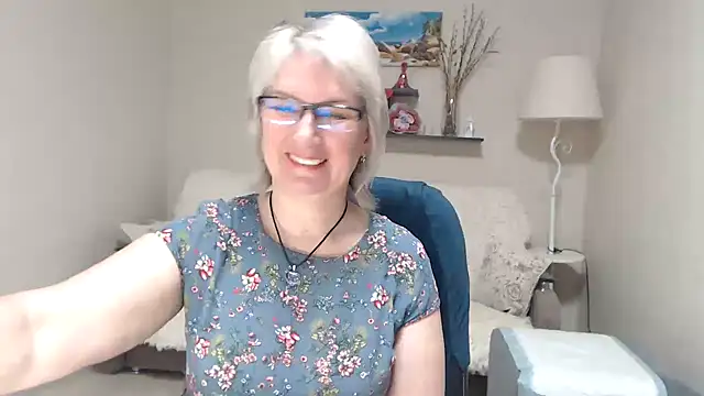 FleurMays online show from March 12, 5:43 am