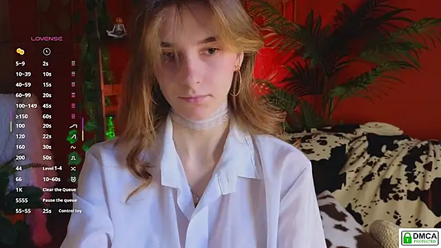 Snapshot of Era_Robinhood chatting on October 4, 7:47 am Era Robinhood online show from October 4, 7:47 am