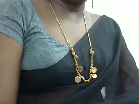 Snapshot of Hot_akshara chatting on September 20, 5:33 pm Hot akshara online show from September 20, 5:33 pm