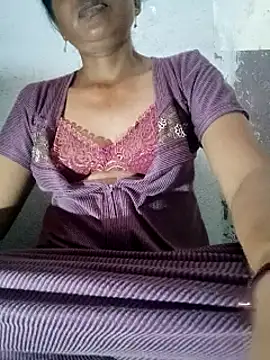 Snapshot of Gautami-telugu chatting on September 22, 4:27 pm Gautami-telugu online show from September 22, 4:27 pm