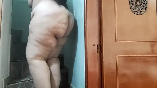 Snapshot of RubyPirsso18 chatting on October 7, 7:07 pm RubyPirsso18 online show from October 7, 7:07 pm